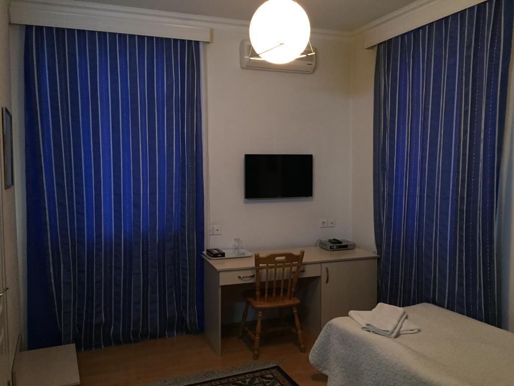 Buta Hotel Baku Chambre photo