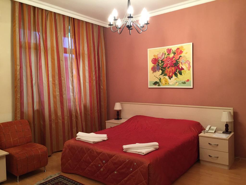 Buta Hotel Baku Chambre photo