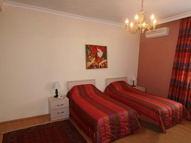 Buta Hotel Baku Extérieur photo